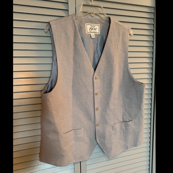 Jos A. Bank men’s 1905 Vest (L) - Picture 1 of 3